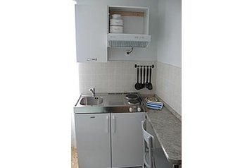 Croaţia Privát Komiža, Exteriorul